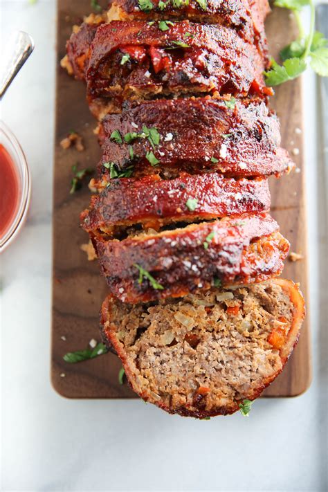 A convection oven works by circulating hot air around the cavity of the oven, helping food to cook faster and more evenly. How To Work A Convection Oven With Meatloaf - Glazed ...