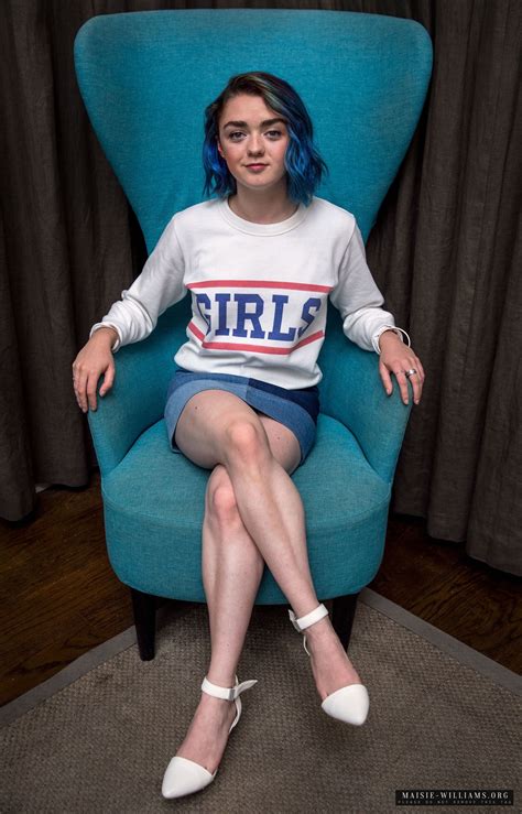 Maisie Williams Those Legs Actrices Sexys Famosas Guapas Actrices