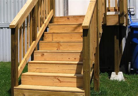 Outdoor stair risers & treads; Wooden Stairs for Mobile Home | Mobile Homes Ideas