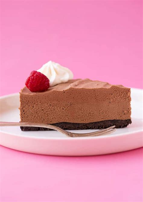 Chocolate Mousse Cake (5 Ingredients) - Sweetest Menu