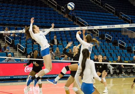 UCLA Womens Volleyball Closes Out Hawaii Tournament With Two Wins One Loss Daily Bruin