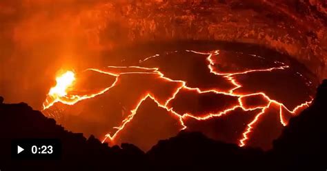 Mesmerizing Time Lapse Video Of Lava Flows At Hawaiis Kilauea Volcano