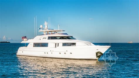State of florida, 25 miles (40 km) north of miami. Fort Lauderdale Yacht Charter - Luxury Yacht Charter ...
