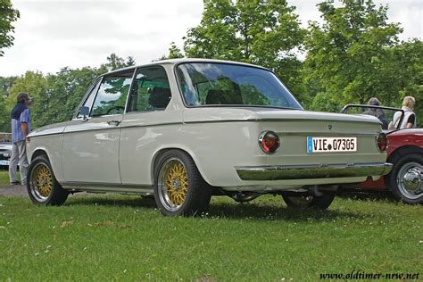 Oldtimertreffen auf der Trabrennbahn Krefeld | https://oldtimer-nrw.net