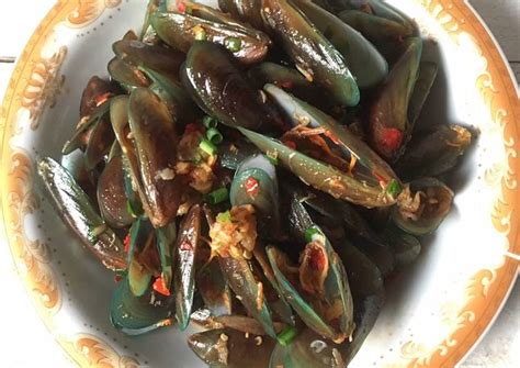 Kerang hijau kuah kuning merupakan salah satu sajian sea food yang pantas untuk dicoba. Kerang Hijau Kuah Bumbu Kuning - Review blendrang kerang ...