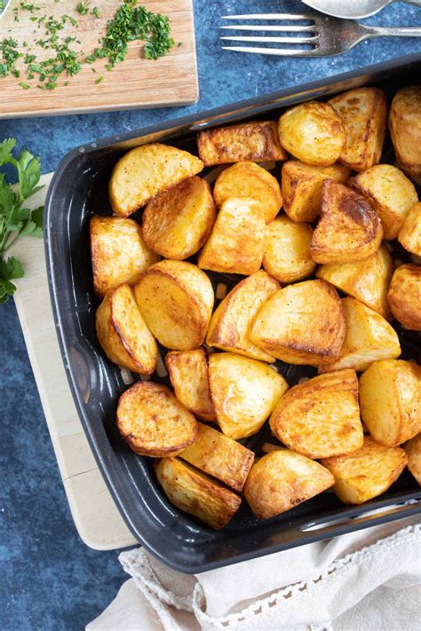 Best Crispy Air Fryer Roast Potatoes Recipe Effortless Foodie