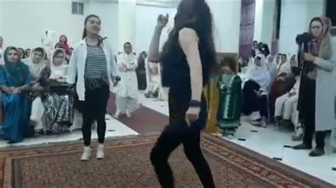 رقص‌ بندری شاد از دختران افغانستانی Youtube