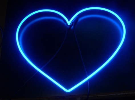 Image About Love In Neon Princess 💕 By Holographic Tears Blue Neon Lights Neon Blue