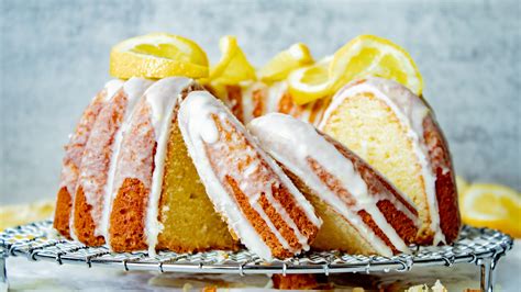 How To Make Lemon Sour Cream Pound Cake