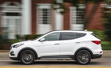 Here's a quick rundown of what we like, what we don't and the bottom line from the edmunds editors. 2017 Hyundai Santa Fe Sport | Interior Review | Car and Driver