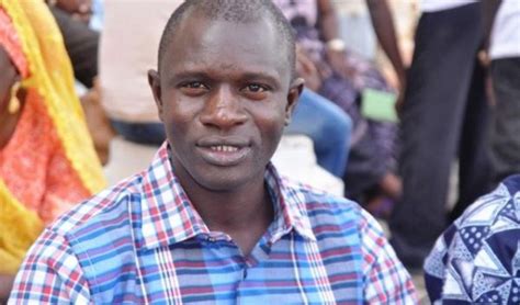 Süper lig ekiplerinden alanyaspor'un golcü oyuncusu khouma babacar'ın kalp spazmı geçirdiği ve oyuncunun hastanede tedavisinin sürdüğünü duyurdu. Babacar Diop et la révolution démocratique au Sénégal
