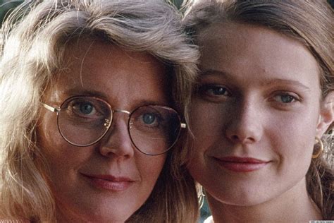 Gwyneth Paltrow And Blythe Danner Show Off Those Good Genes Photo Huffpost