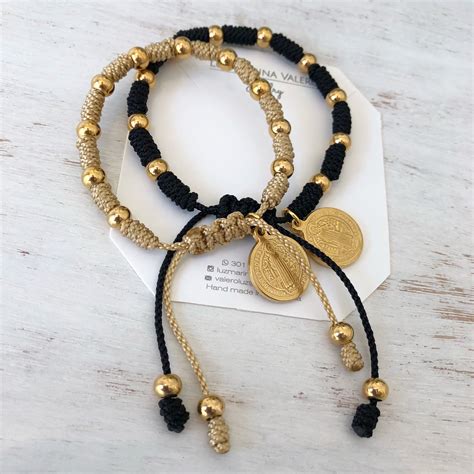 Fotos de manos de parejas con pulseras. Pulseras para parejas by Luz Marina Valeri | Pulseras ...
