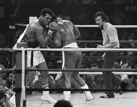 Muhammad Ali Joe Frazier First Round Fight Thrilla Manila The Thrilla