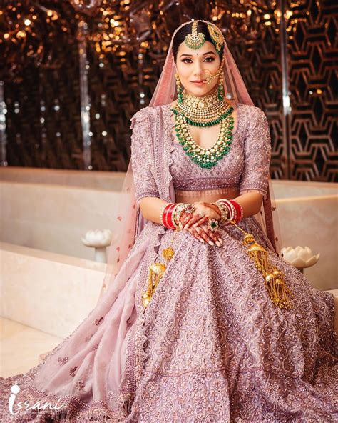 21 Different Lehenga Dupatta Draping Style For All Occassions Wedbook