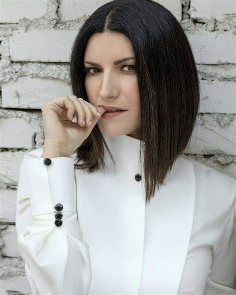 Laura Pausini ️ ️ ️ ️ ️ Laura Paussini Singing Contest Sanremo