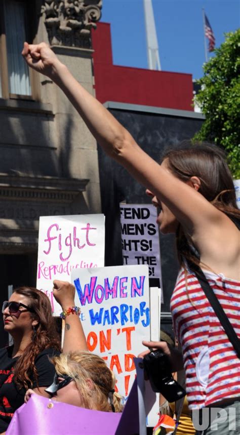 Photo Demonstrators Protest War On Women S Rights In Los Angeles