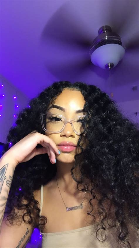 pinterest🦋 ️ ᕲi̷𝓞𝓡 ᗷ𝒰ℕℕi̷ follow for more ‼️ curly girl hairstyles curly hair styles light