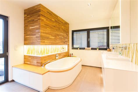 74,5 x 23 x 4,5 cm, geeignet für alle gängigen badewannen. Badezimmer einrichten und umbauen - Holz & Design in Dreieich