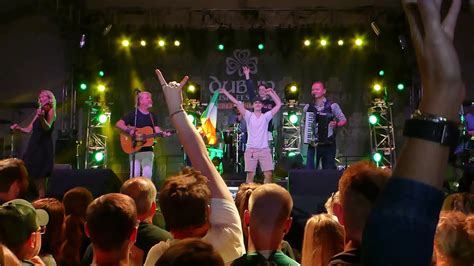 gaelic storm green white and orange at dif 2017 youtube