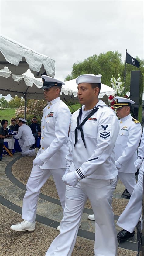 Navy Reserve Center Riverside Funeral Honor Guard Answers The Call