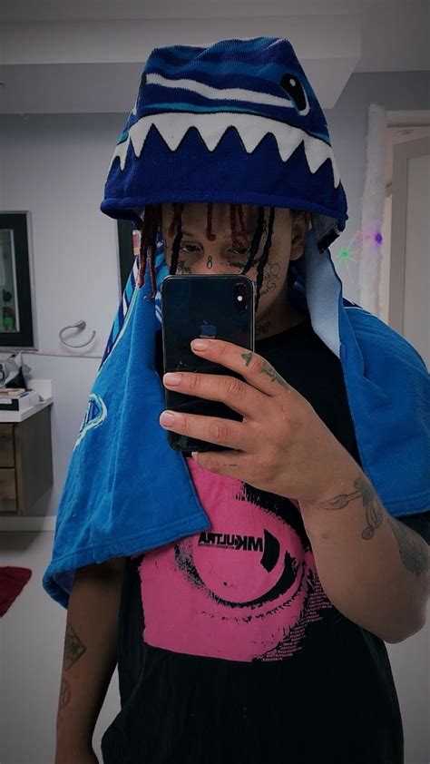 Hello guys this is a wallpaper account of english rappers and i am a spanish guy. Pin by 🧚‍♀️ on Trippie | Trippie redd, Pink aesthetic, Rappers