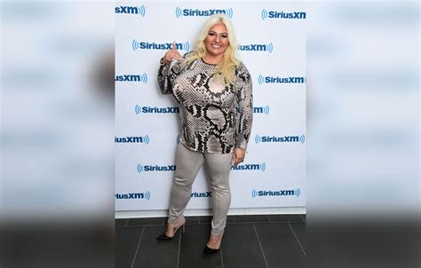 Beth Chapman Dead At Age 51 After Suffering Long Cancer Battle