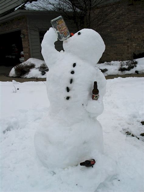 15 Hilariously Creative Snowmen That Will Take Winter To The Next Level