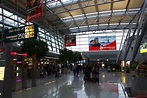 Flughafen Düsseldorf - Der flughafen düsseldorf ist eine wichtige basis ...