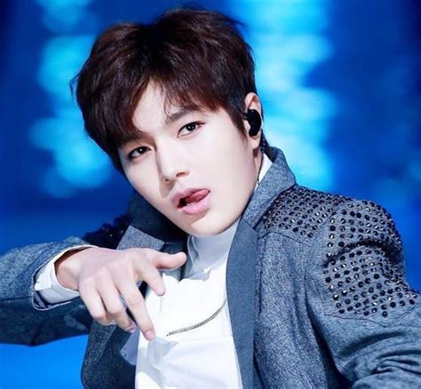 Top 15 Best Male Visuals Of K Pop Groups Spinditty