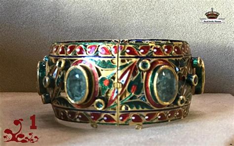 أجمل 4 قطع من مجوهرات الأميرة فوزية بمتحف الإسكندرية فى ذكراها عين