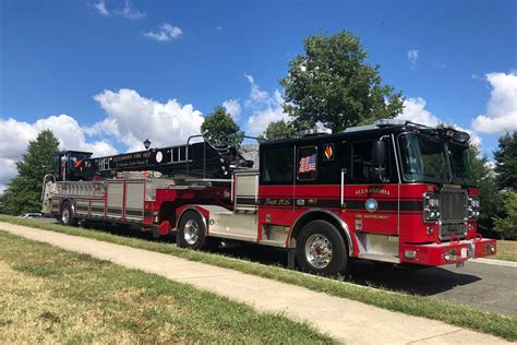 Alexandria Va Seagrave Tractor Drawn Aerial Fire Apparatus Fire