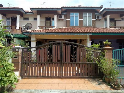 This township is located between shamelin in kuala lumpur territory, taman cempaka, pandan indah and taman maluri. TERES DUA TINGKAT TAMAN PANDAN INDAH, LORONG PANDAN ...
