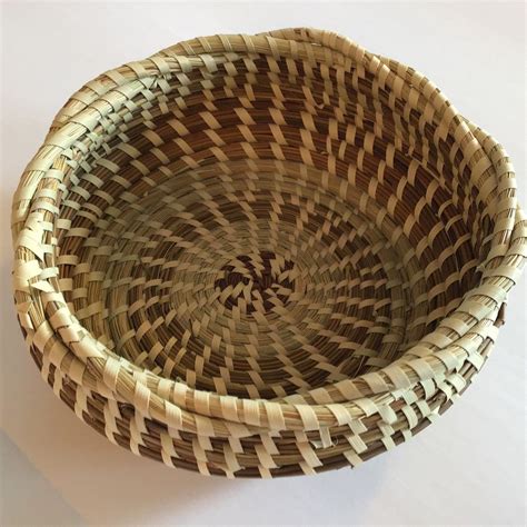 Sweetgrass Basket With Braided Edge In And Out Bread Basket Etsy Sweetgrass Basket Favorite