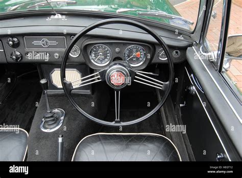 Mgb Interior Hi Res Stock Photography And Images Alamy