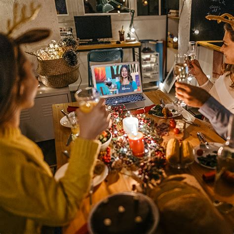 12 Virtual Holiday Party Ideas For A Holly Jolly Event Yaymaker