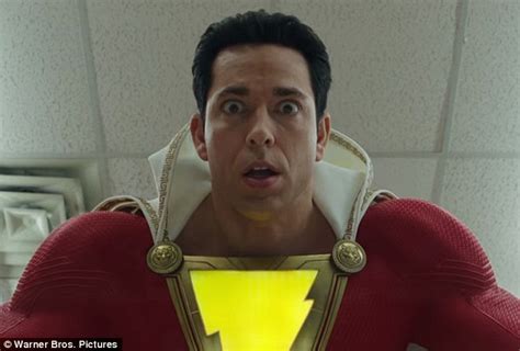 zachary levi shows off ripped physique in costume as first shazam trailer is unveiled at comic