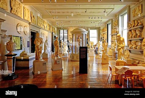 The Walker Art Gallery Liverpool And The European Sculpture Room Stock