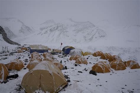 Erfolgreicher deutscher Bergsteiger Luis Stitzinger im Himalaya vermisst