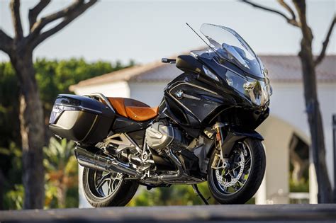 The 2020 bmw r 1250 rt is a touring motorcycle that brings together sophisticated styling, sporty riding characteristics, and advanced features. Nuova BMW R 1250 RT 2019 - RED Live