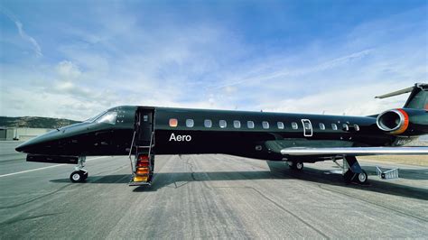 Private Flying on Aero: This Is What It's Like to Have Access to Your Own Jet