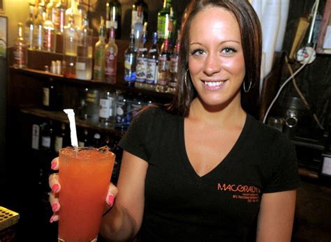Bartender Of The Week Jp Macgradys Pours Up Super Juice