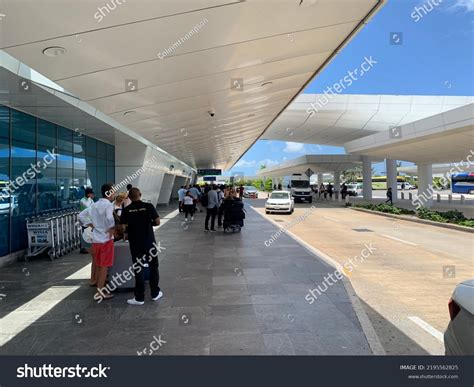 998 Bustling Terminals Images Stock Photos And Vectors Shutterstock