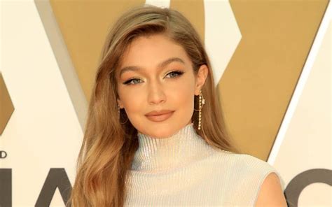 Gigi Hadid Found Out She Was Pregnant On The Eve Of Tom Ford Show The