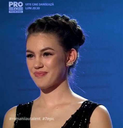 Stiri despre emeric ienei in siteul www.sport.ro. Nepoata antrenorului Emeric Ienei, pe scena Românii au talent!