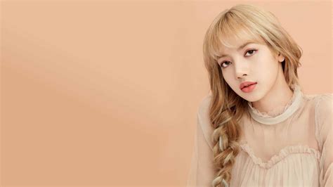 See more ideas about laptop wallpaper, wallpaper, macbook wallpaper. Lisa Blackpink Wallpaper & Background - Free UHD Wallpapers