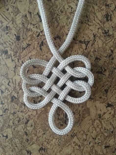 Idea By Phyllis Jones On Macrame Jewelry Knots Knots Decorative Knots