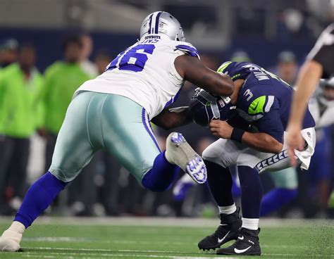 Start Bench Cut With The Dallas Cowboys Defensive Ends