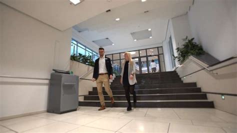 The aachener bank has a branch network of a total of 17 branches in aachen and the neighboring communities of aldenhoven, alsdorf, baesweiler, inden, jülich and linnich ( ederen). Bewerberfilm > Aachener Bank eG » bewerberfilm.com