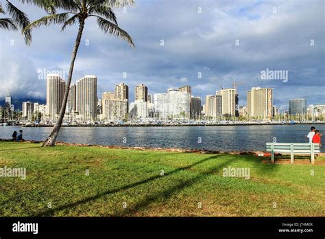 Honolulu Hawaii Usa May 30 2016 View From Ala Moana Beach Park